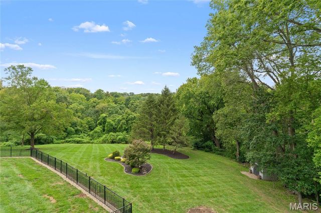 287 Larimore Valley Drive, Wildwood, MO 63005