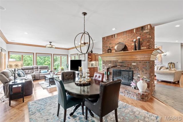 287 Larimore Valley Drive, Wildwood, MO 63005