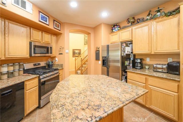 27637 Cordovan, Canyon Country, CA 91351