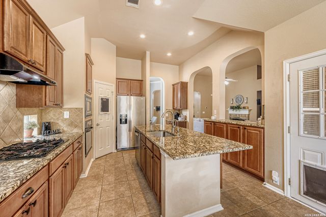 10539 Rainbow View, Helotes, TX 78023