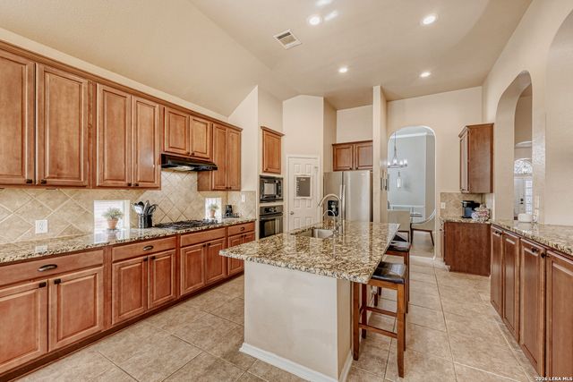 10539 Rainbow View, Helotes, TX 78023