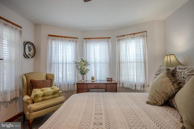 328 W ELM AVE, Hanover, PA 17331