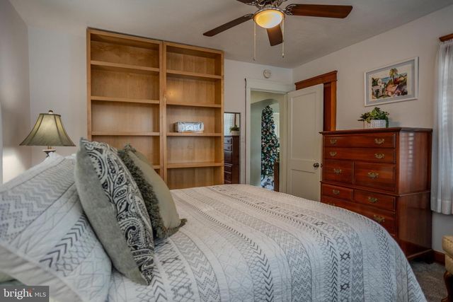 328 W ELM AVE, Hanover, PA 17331