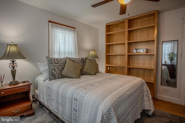 328 W ELM AVE, Hanover, PA 17331