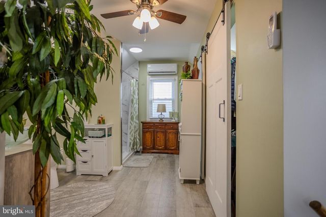 328 W ELM AVE, Hanover, PA 17331