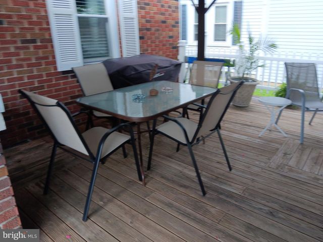 328 W ELM AVE, Hanover, PA 17331