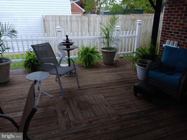 328 W ELM AVE, Hanover, PA 17331