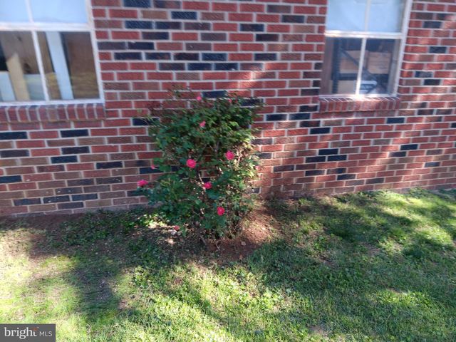 328 W ELM AVE, Hanover, PA 17331