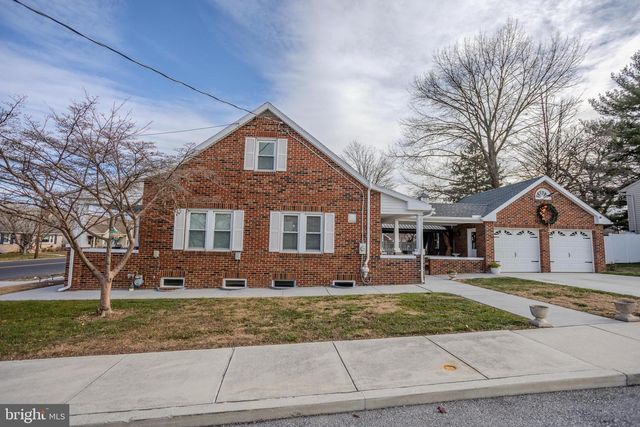 328 W ELM AVE, Hanover, PA 17331