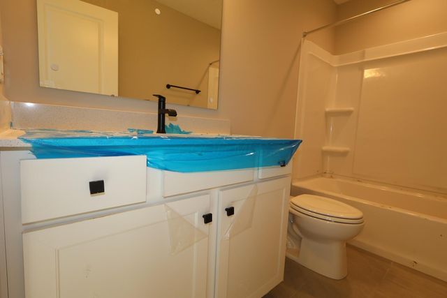 320 Cherry Hills Road, Commercial Point, OH 43116