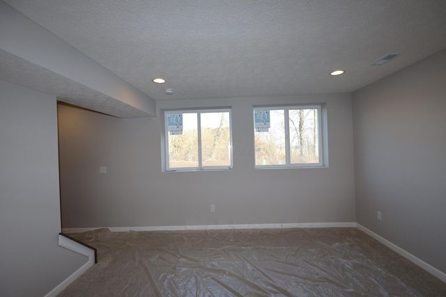 320 Cherry Hills Road, Commercial Point, OH 43116