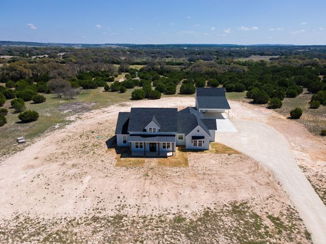 305 Willow Oak, Goldthwaite, TX 76844