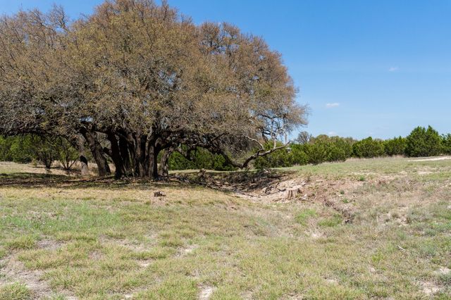 305 Willow Oak, Goldthwaite, TX 76844