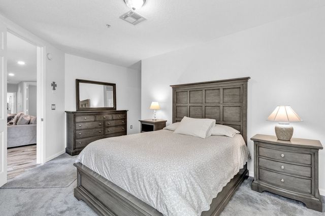 5025 Fairways Circle B-206, Vero Beach, FL 32967