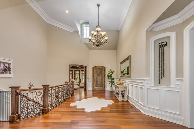 217 Haman Road, Inverness, IL 60010