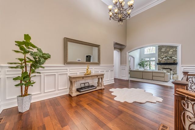 217 Haman Road, Inverness, IL 60010