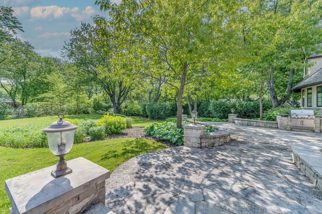217 Haman Road, Inverness, IL 60010