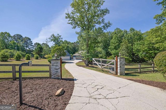 3709 Timberlake Drive, Gainesville, GA 30506