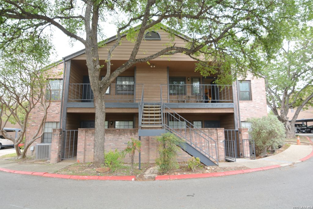 4803 Hamilton Wolfe Rd Apt 704, San Antonio, TX 78229