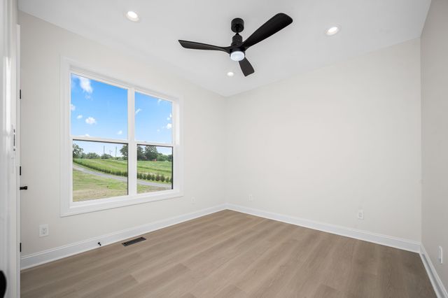 6954 Shelbyville Rd, Morrison, TN 37357