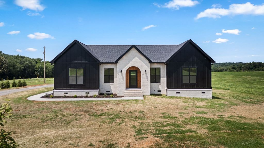 6954 Shelbyville Rd, Morrison, TN 37357