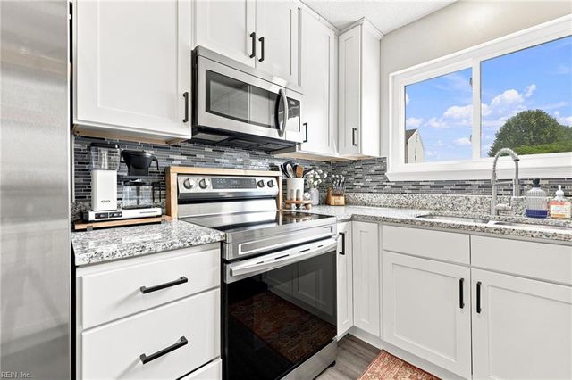 3820 Bent Branch DR, Virginia Beach, VA 23452