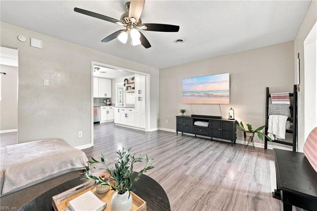 3820 Bent Branch DR, Virginia Beach, VA 23452