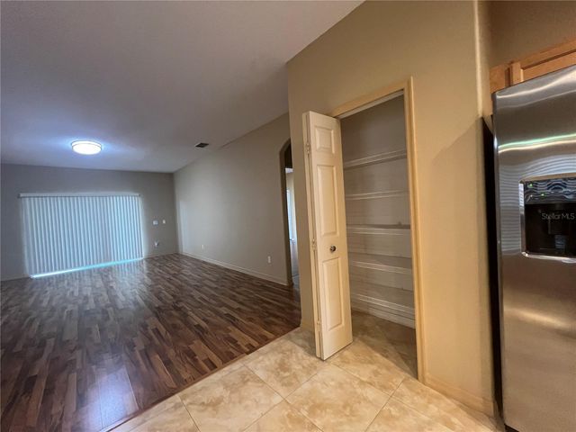 9855 SECRET COVE LANE, Orlando, FL 32832