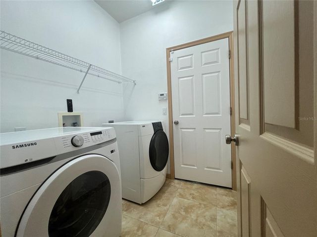 9855 SECRET COVE LANE, Orlando, FL 32832