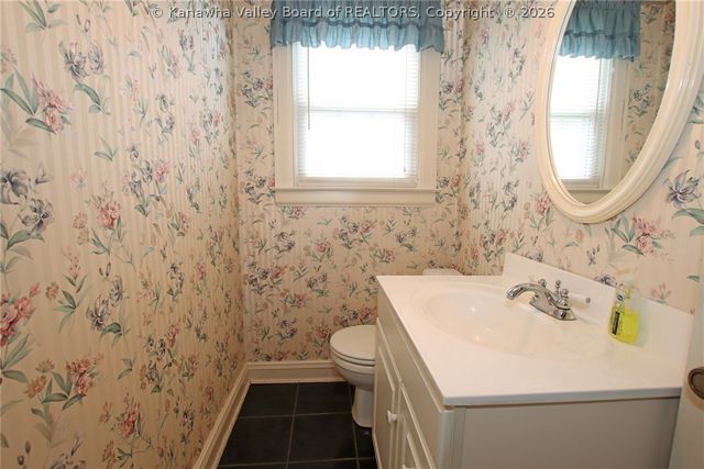 109 50th Street Se, Charleston, WV 25304