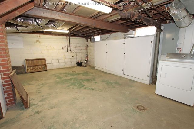 109 50th Street Se, Charleston, WV 25304