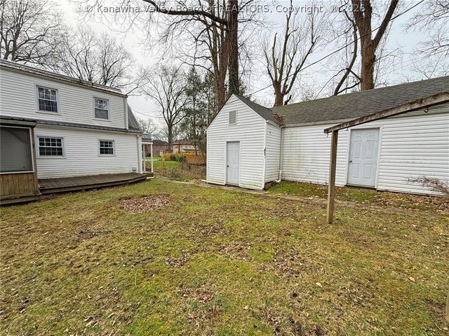 109 50th Street Se, Charleston, WV 25304