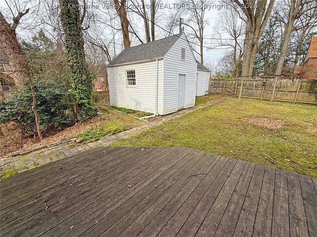 109 50th Street Se, Charleston, WV 25304