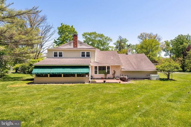 590 WATFORD LN, Berwyn, PA 19312