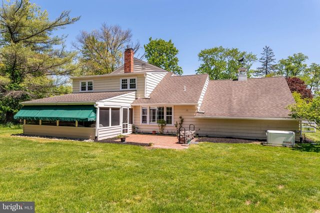 590 WATFORD LN, Berwyn, PA 19312