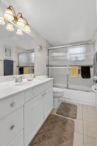 2152 NE 1st Way 101, Boynton Beach, FL 33435