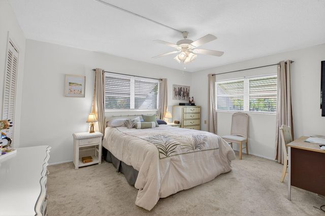 2152 NE 1st Way 101, Boynton Beach, FL 33435