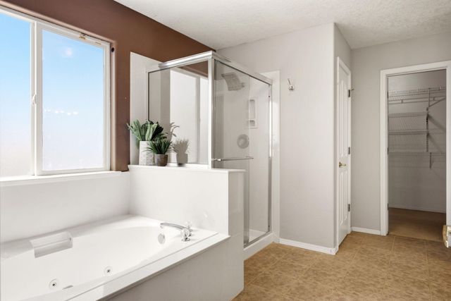 6400 Freemont Hills Loop NE, Rio Rancho, NM 87144