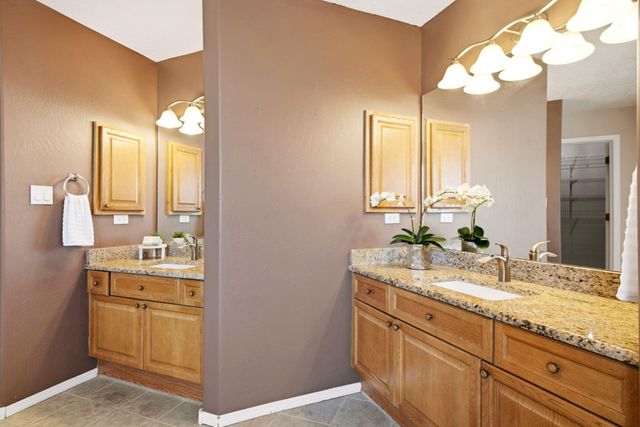 6400 Freemont Hills Loop NE, Rio Rancho, NM 87144