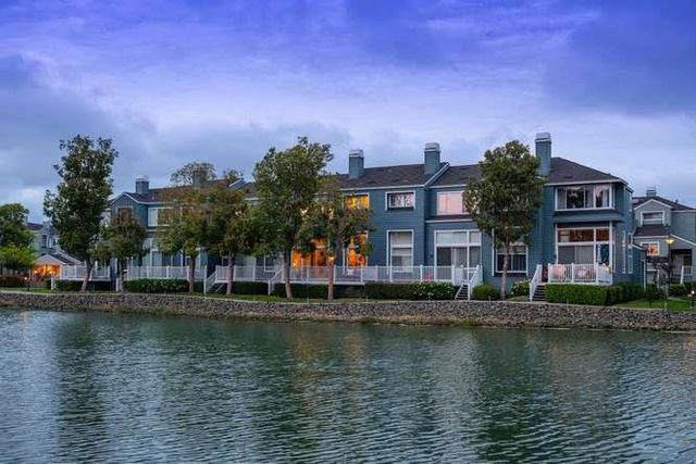 849 Columbia Circle, Redwood City, CA 94065
