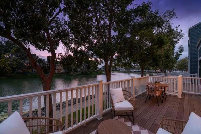 849 Columbia Circle, Redwood City, CA 94065