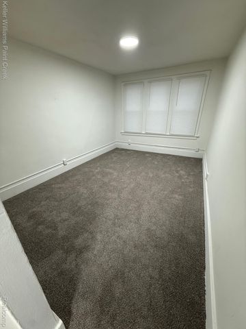 98 S Edith Street, Pontiac, MI 48342