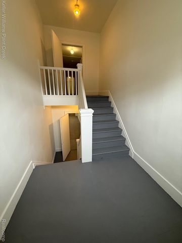 98 S Edith Street, Pontiac, MI 48342