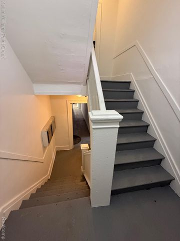 98 S Edith Street, Pontiac, MI 48342