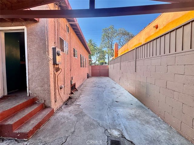 416 E 91st, Los Angeles, CA 90003