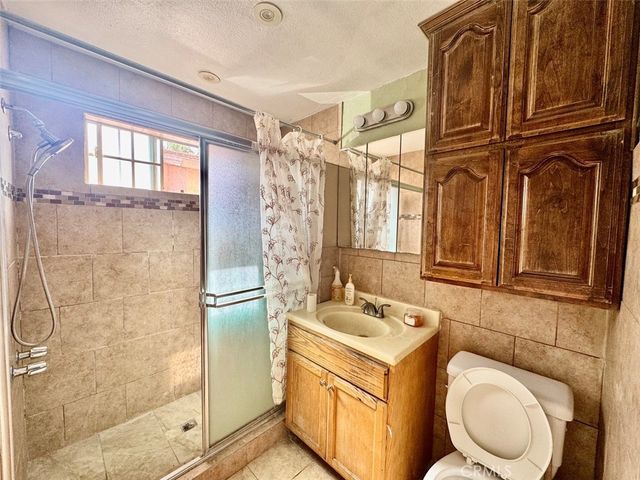 416 E 91st, Los Angeles, CA 90003
