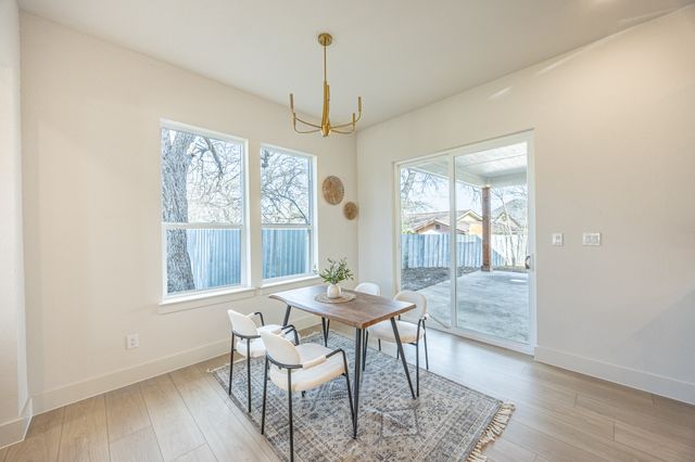 617 E Ramsey Avenue, Fort Worth, TX 76104