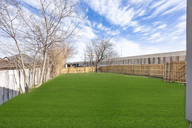 617 E Ramsey Avenue, Fort Worth, TX 76104