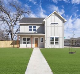 617 E Ramsey Avenue, Fort Worth, TX 76104