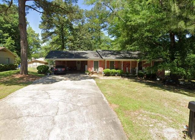 2035 Briarwood, Laurel, MS 39440
